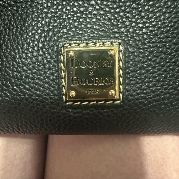 Dooney & Bourke pebble grain leather triple zip crossbody bag - Picture 3 of 5